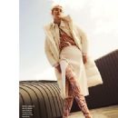Kateryna Zub- Grazia Italy 09/30/2021 - LEGGERE COME PIUME - 454 x 582