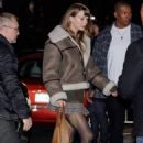 Taylor Swift – With Selena Gomez, Cara Delavigne and Zoe Kravitz on a girls night out in NYC