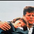 John F. Kennedy and  Caroline - 454 x 293