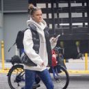 Nina Agdal – Heads to the gym in New York - 454 x 682