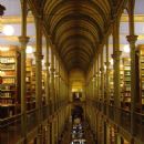 Libraries established in the 15th century