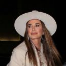 Kyle Richards – Out to dinner in West Hollywood