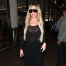 Kim Zolciak – Arrives at LAX Airport in Los Angeles - 454 x 681