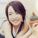 Younha - 338 x 338
