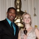 Jamie Foxx and Reese Whiterspoon - The 78th Annual Academy Awards - 437 x 612