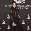 Paula Fernandes- The Latin Recording Academy's 2019 Person Of The Year Gala Honoring Juanes - Arrivals - 399 x 600