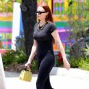 Sophie Turner – Out and about in Miami - 454 x 681