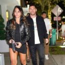 Sofia Vergara – With Antonela Roccuzzo joins Leo Messi for dinner at Papi Steak in Miami - 454 x 681