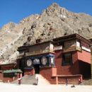 1159 establishments