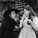 The Wizard of Oz - Judy Garland - 454 x 584