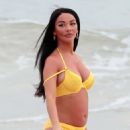 Chelsee Healey – Showed off her amazing partum body in Lanzarote - 454 x 635