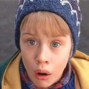 Macaulay Culkin- as Kevin - 454 x 255