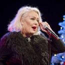 Kim Wilde – Performs Live During a Concert in Berlin - 454 x 303