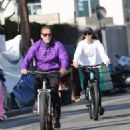 Christina Schwarzenegger – With Arnold Schwarzenegger On a bike ride in Los Angeles - 454 x 534