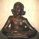 Life size bust of Anne Frank - 454 x 500