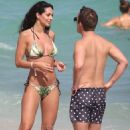 Raffaella Modugno in a floral bikini on the beach in Miami - 454 x 632