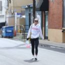 Olivia Wilde – Leaving the gym after a refreshing workout n Studio City