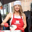 Kassandra Clementi – Los Angeles Mission Thanksgiving Meal for the Homeless - 454 x 681