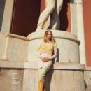 Laura Chiatti - Grazia Magazine Pictorial [Italy] (16 February 2022) - 454 x 582