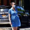 Hilary Rhoda in Dnim Dress – Out a walk in NYC - 454 x 681