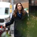 Mandy Moore – On set with ‘Dr. Death’ in New York - 454 x 681