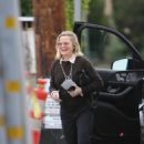 Amy Poehler &#8211; Arriving at a hair salon appointment in Beverly Hills