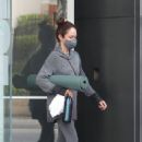 Autumn Reeser – Out for a yoga class in Vancouver - 454 x 681