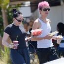 Noah Cyrus – Seen with her new mystery boyfriend in Los Angeles - 454 x 584