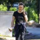 Jennifer Garner – Seen on a stroll in Brentwood