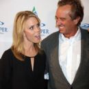 Cheryl Hines and Robert Kennedy Jr - 454 x 670