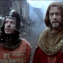 Daniel Coll as  York Captain and Richard Leaf as Governor of York in Braveheart (1995)
