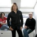 Europe (the band) - 420 x 231