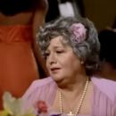 Shelley Winters- as Teresa Rosselli