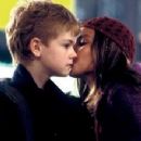 Thomas Brodie-Sangster and Olivia Olson