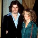 Diana Hyland and John Travolta - 454 x 594