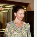 Ashley Judd – Seen at the Aero Theater in Santa Monica - 454 x 675