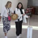 Nigella Lawson – Seen at Sydney Airport - 454 x 393