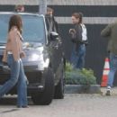 Cindy Crawford – Family lunch candids at Cafe Habana in Malibu - 454 x 310