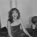 Carly Simon - 454 x 304