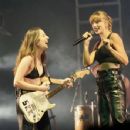 Taylor Swift &#8211; Perform at the Haim concert in London