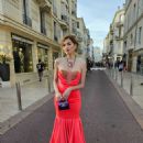 Blanca Blanco – Walking To The Grand Auditorium Louis Lumière In Cannes - 454 x 605