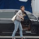 Jennifer Garner &#8211; On the set of a new project in Los Angeles