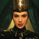 Snow White - Gal Gadot - 454 x 227