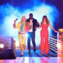 Heidi Klum, Terry Crews and Sofia Vergara - Nickelodeon Kids' Choice Awards 2021 - 454 x 303