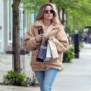 Caggie Dunlop – Out and about in London - 454 x 704