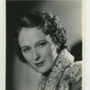 Dorothy Jordan - 454 x 588