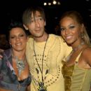 Pink, Adrien Brody and Beyonce - The 2003 MTV Movie Awards - 454 x 303