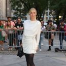 Nicky Hilton – Seen at Marc Jacobs Show in New York - 454 x 681