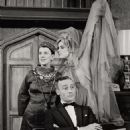 HIGH SPIRITS Original 1964 Broadway Cast Starring Beatrice Lillie - 454 x 612