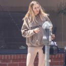 Jessica Hart – Seen while running errands in Los Angeles - 454 x 682